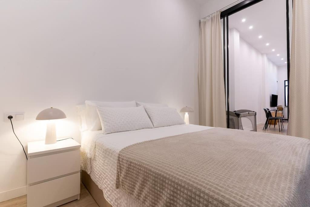 Apartamento Nuevo En El Centro De Elche Luaran gambar